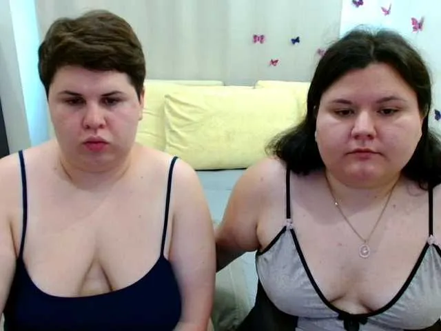 BeckyAndEllen Image 15
