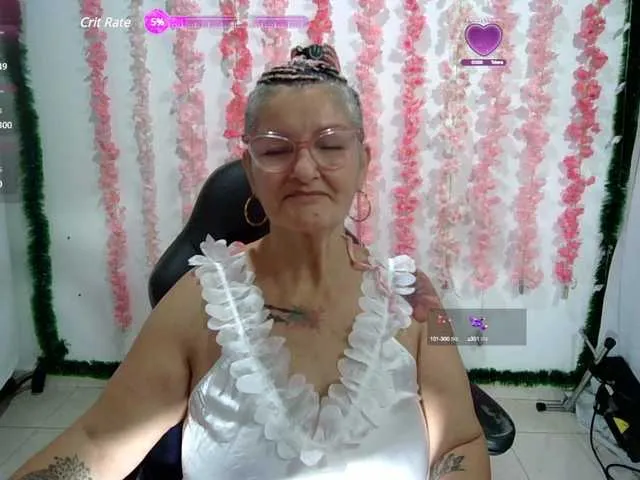 bety-cum3 Image 2