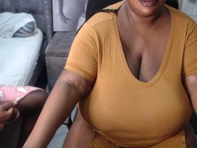 bigboobscoupls Image 3