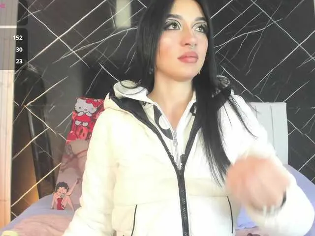 candy-leila Image 13