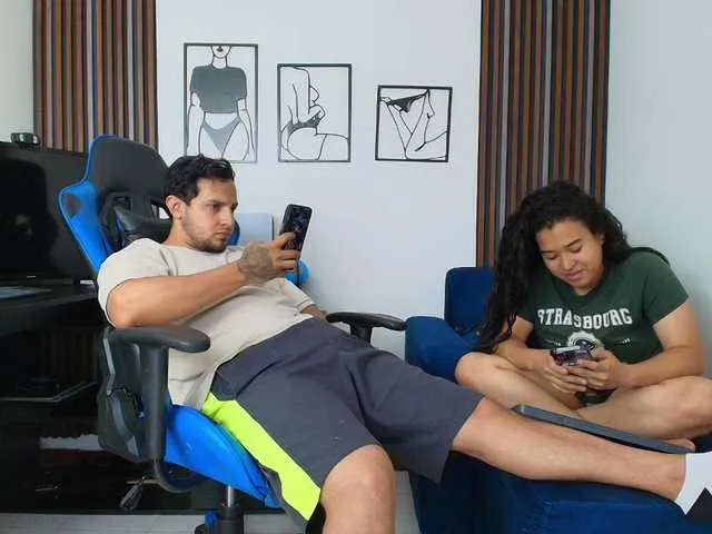 couplee-horny Image 16
