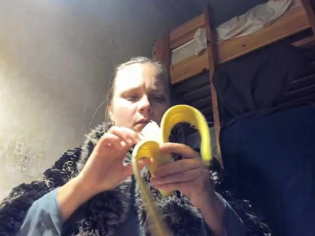 esterjohns's Thumb Image