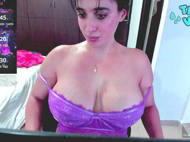 HUGETITS90XX Image 7