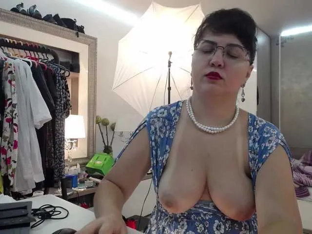 ILoveToFeelU Image 15
