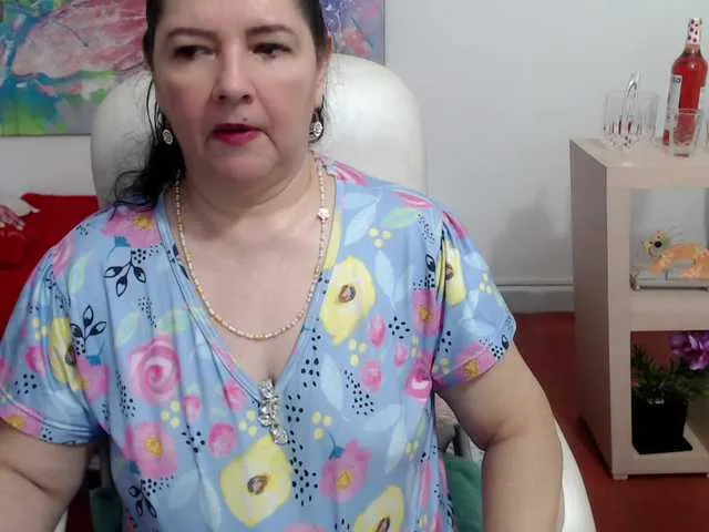 leonela Image 4