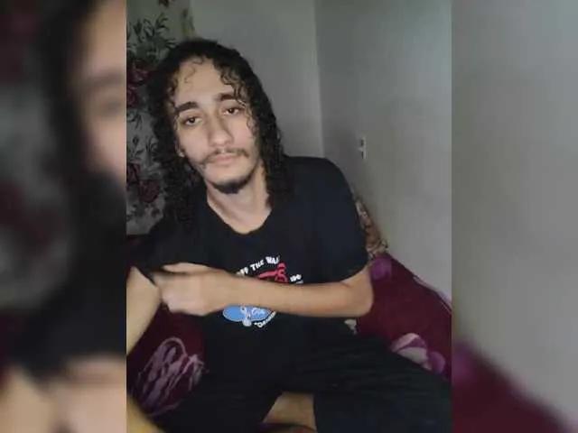 LiaAndKurt's Thumb Image