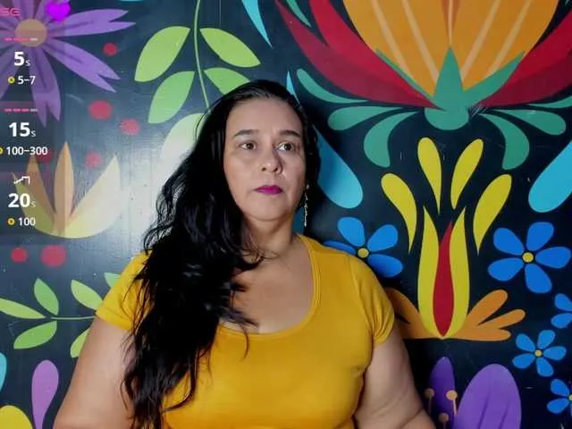 sharlott-bbw Image 17