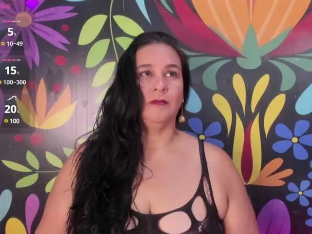 sharlott-bbw Image 4