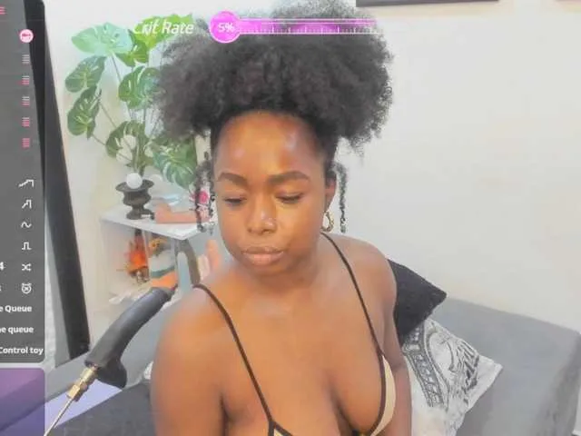 TanishaEvanss's Thumb Image