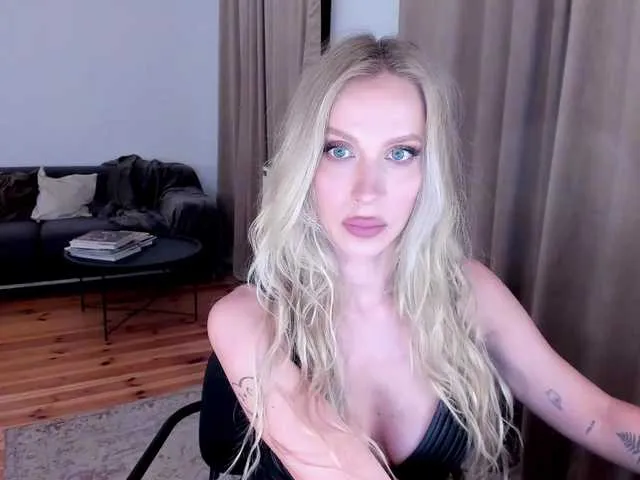 ToxicBlonde Image 15