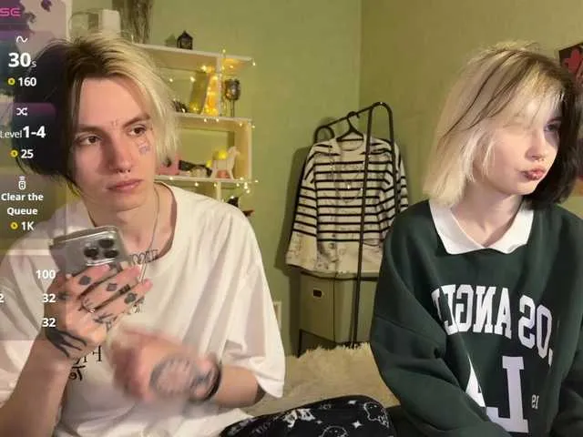 VeryRareTwins Image 2
