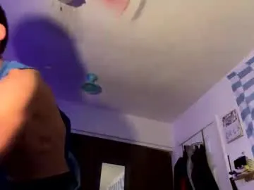 21yearsy0ung9icheshung Image 9