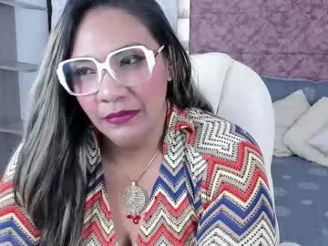 _lakshmi_hotx Image 13