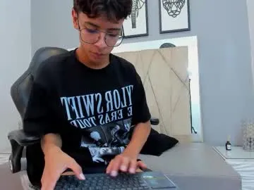 adams_bobby Image 12