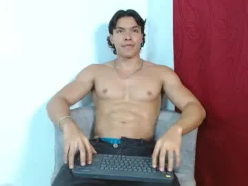 adriel_escalante Image 4