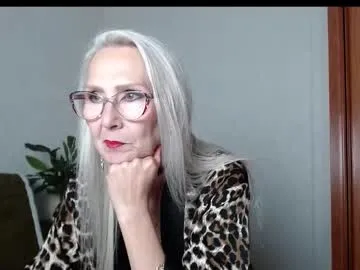 agatha_moore_ Image 8