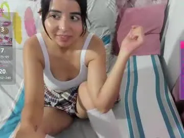amelia_petite Image 6