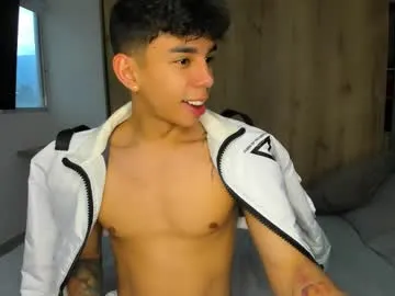 andrew_twink18 Image 7