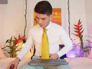 andrewstelee Image 7