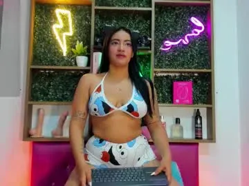 annie_hot_1 Image 7