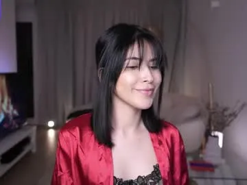 anniehillofficial_ Image 4