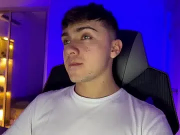 aron__cooper Image 13