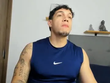 axel_taylor21 Image 19