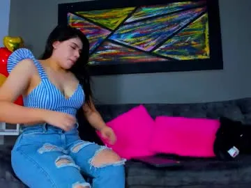 bella_sstone Profile Image