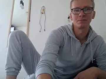 blondapollonl Image 4