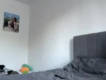 blondeqloveah Image 16