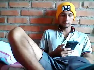 boycumlatino21 Image 18