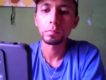boycumlatino21 Image 3