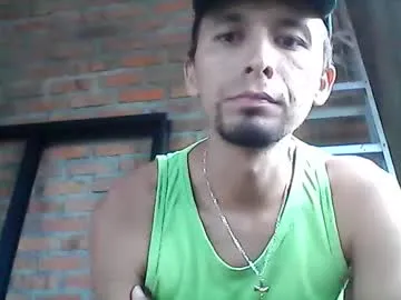 boycumlatino21 Image 6