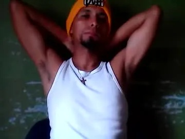 boycumlatino21 Image 7