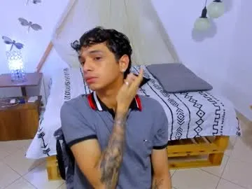 brand_hades Image 13