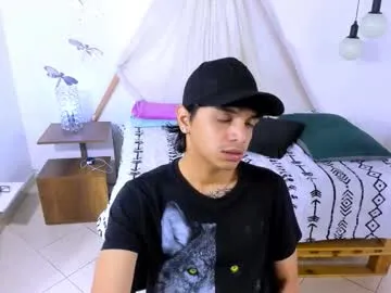 brand_hades Image 16