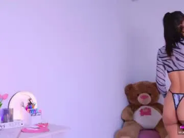 brunetteadams001 Image 10