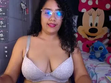 busty_nahiara Image 2