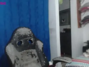 camila_bigcock_ts Image 18