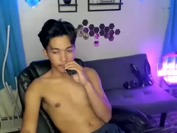 chris_hardfucker Image 14