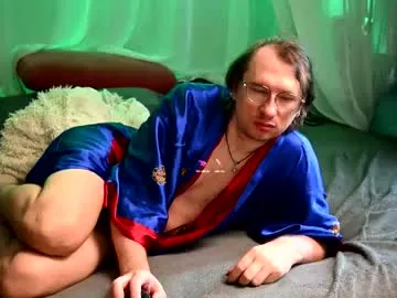 claudia_and_elon Image 15