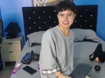 collinstone Image 17