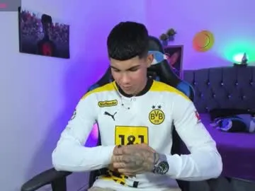 damian_latinxxx Image 11