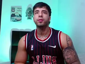 darius_phoenix Image 6