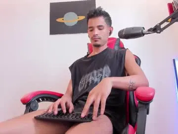 diego_latino Image 15