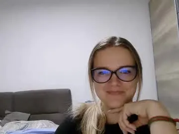 emma_misty_ Image 13