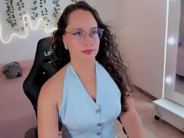 emmatorres9 Image 12