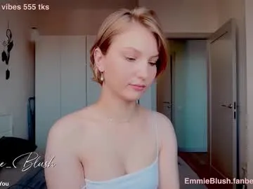 emmie_blush Image 18