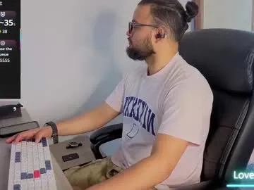 ernesto_rodriguez_82 Image 14