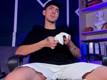 etham_wolf_ Image 10